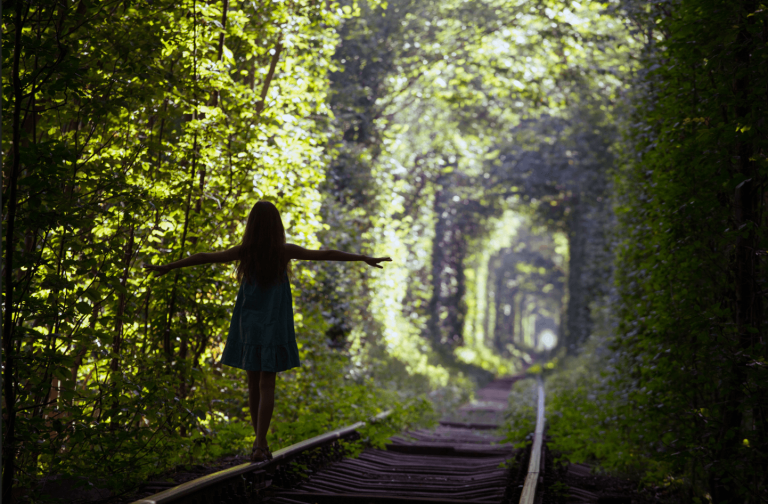 神心、神徳、神行：真我へと至る修行の道